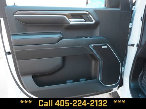 Used 2023 Chevrolet Silverado 1500 RST w/ Convenience Package II AWD/4WD image 17