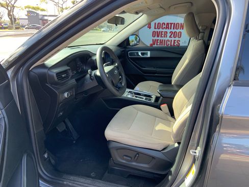 Used 2021 Ford Explorer 2WD image 13