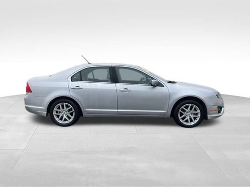 Used 2011 Ford Fusion SEL w/ 302A Rapid Spec Order Code image 8