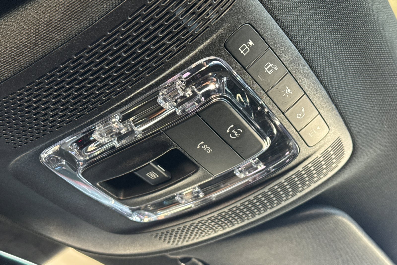 Used 2025 Mercedes-Benz CLA 250 image 21