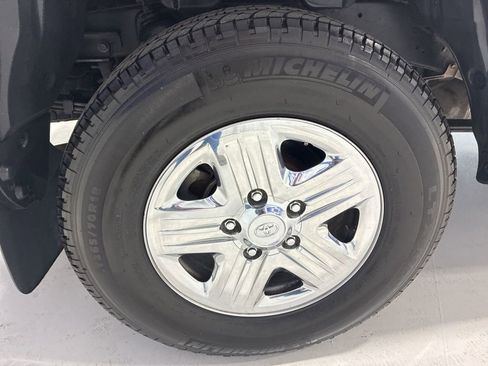 Used 2020 Toyota Tundra SR image 10