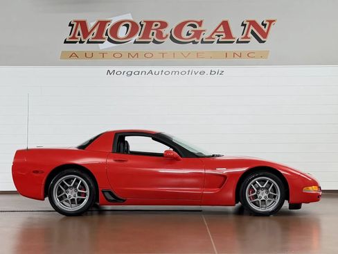 Used 2001 Chevrolet Corvette Z06 w/ Memory Pkg RWD image 2