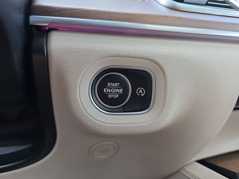 Certified 2024 Mercedes-Benz GLE 350 4MATIC image 28
