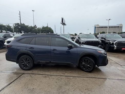 Used 2023 Subaru Outback Onyx Edition AWD/4WD image 4