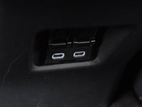 Used 2025 Toyota RAV4 XLE image 23