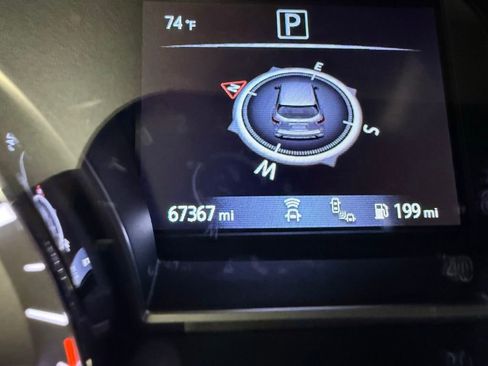 Used 2019 Nissan Pathfinder SL FWD image 29