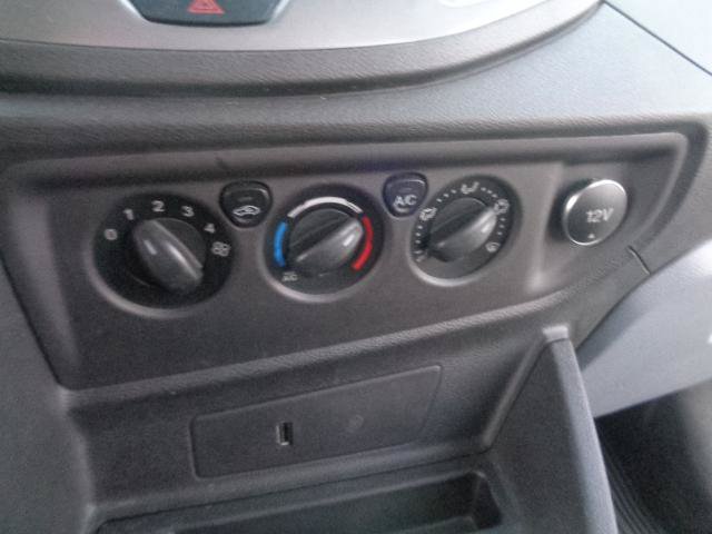 Used 2019 Ford Transit 150 XLT RWD image 17