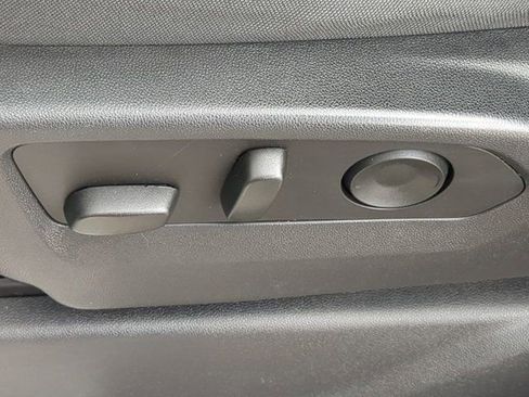 Used 2023 Chevrolet Silverado 1500 LT Trail Boss w/ Protection Package image 18