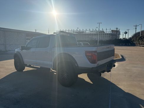 Used 2025 Ford F150 Raptor image 3