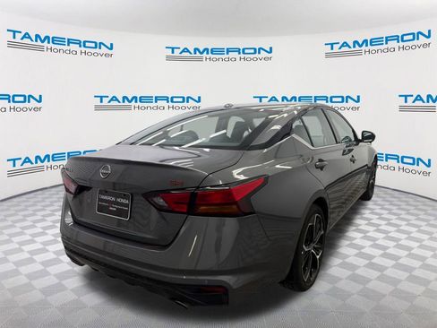Used 2025 Nissan Altima 2.5 SR FWD image 5