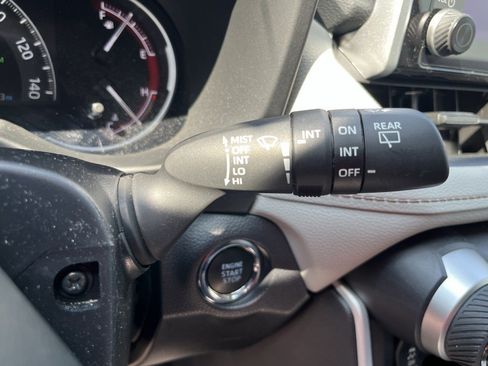 Used 2025 Toyota RAV4 XLE w/ Convenience Package FWD image 16