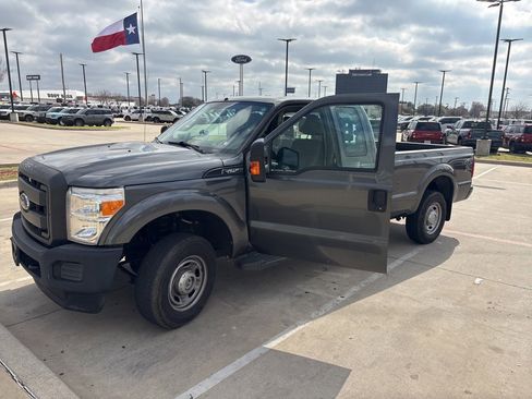 Used 2016 Ford F250 XL w/ Power Equipment Group image 1