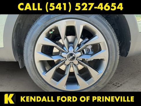 Used 2022 Kia Sorento SX Prestige w/ Rust Color Package AWD/4WD image 14