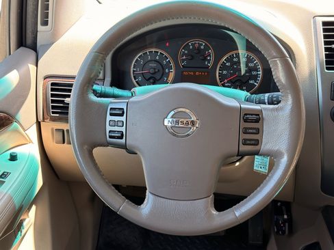 Used 2011 Nissan Armada SL image 12