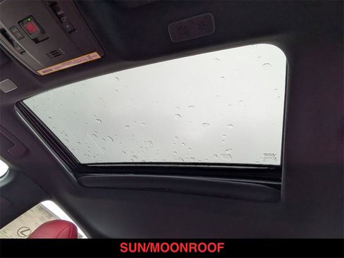 Used 2025 Lexus ES 350 F Sport image 2