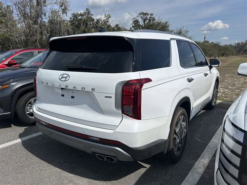Used 2025 Hyundai Palisade SEL image 2