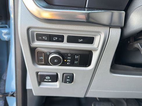 Used 2023 Ford F150 Lariat image 21