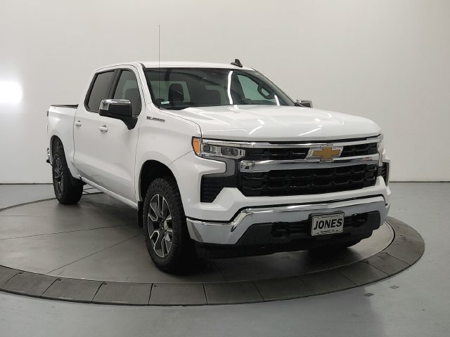 Used 2023 Chevrolet Silverado 1500 LT AWD/4WD image 3