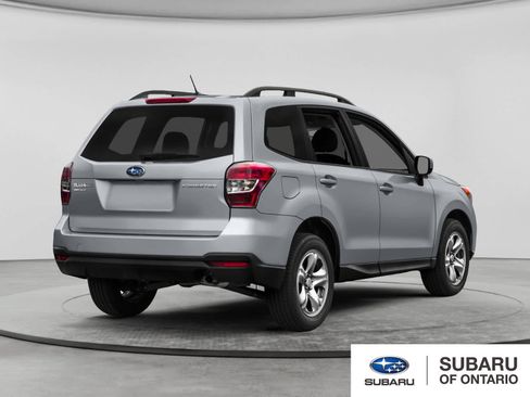 Used 2015 Subaru Forester 2.5i w/ Alloy Wheel Package AWD/4WD image 2
