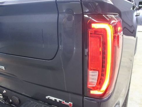 Used 2024 GMC Sierra 1500 AT4 w/ Technology Package AWD/4WD image 50