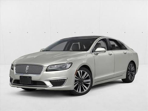 Used 2017 Lincoln MKZ Reserve FWD image 1