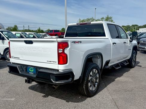 Certified 2021 Chevrolet Silverado 2500 Custom w/ Custom Value Package AWD/4WD image 9