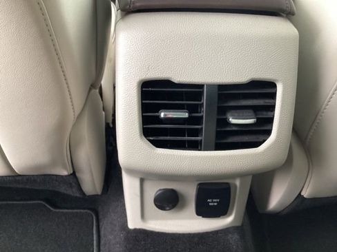 Used 2018 Ford Fusion Energi Platinum image 31