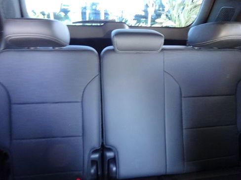 Certified 2026 Buick Enclave Sport Touring FWD image 23
