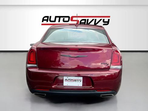 Used 2023 Chrysler 300 S RWD image 6