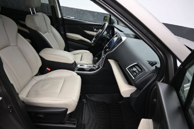 Used 2021 Subaru Ascent Limited w/ Technology Package AWD/4WD image 11