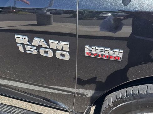 Used 2017 RAM 1500 Lone Star RWD image 5