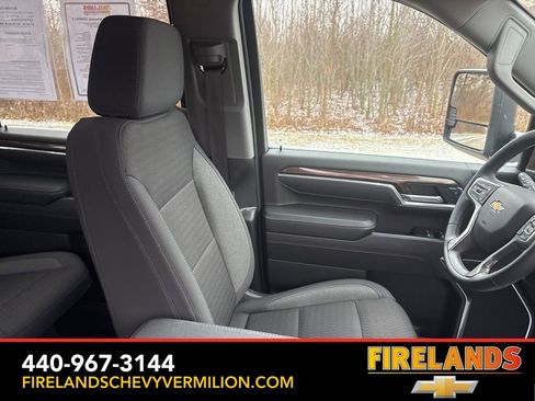 Certified 2025 Chevrolet Silverado 3500 LT w/ Convenience Package image 34