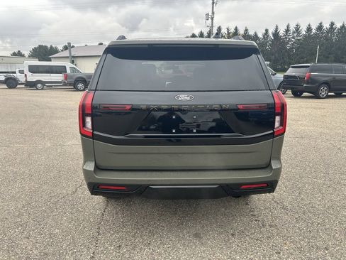 New 2025 Ford Expedition Tremor image 6