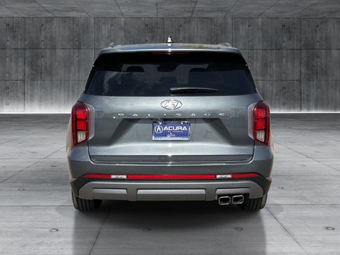 Used 2025 Hyundai Palisade SEL FWD image 4