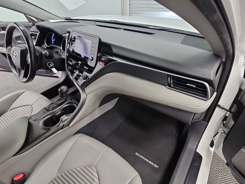 Used 2023 Toyota Camry SE FWD image 31