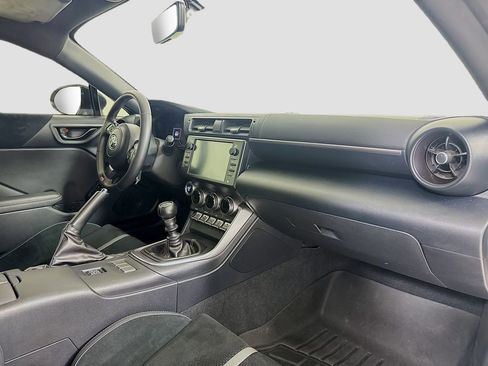 Used 2023 Toyota GR86 Premium RWD image 25