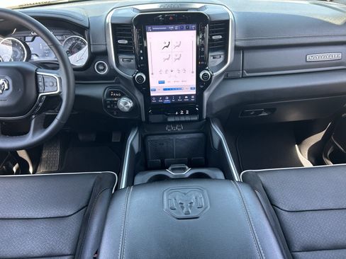 Used 2025 RAM 1500 Laramie w/ Sport Appearance Package AWD/4WD image 14