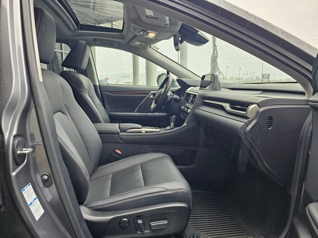 Used 2020 Lexus RX 450h AWD w/ Premium Package image 11
