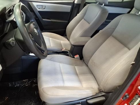 Used 2015 Toyota Corolla LE FWD image 16