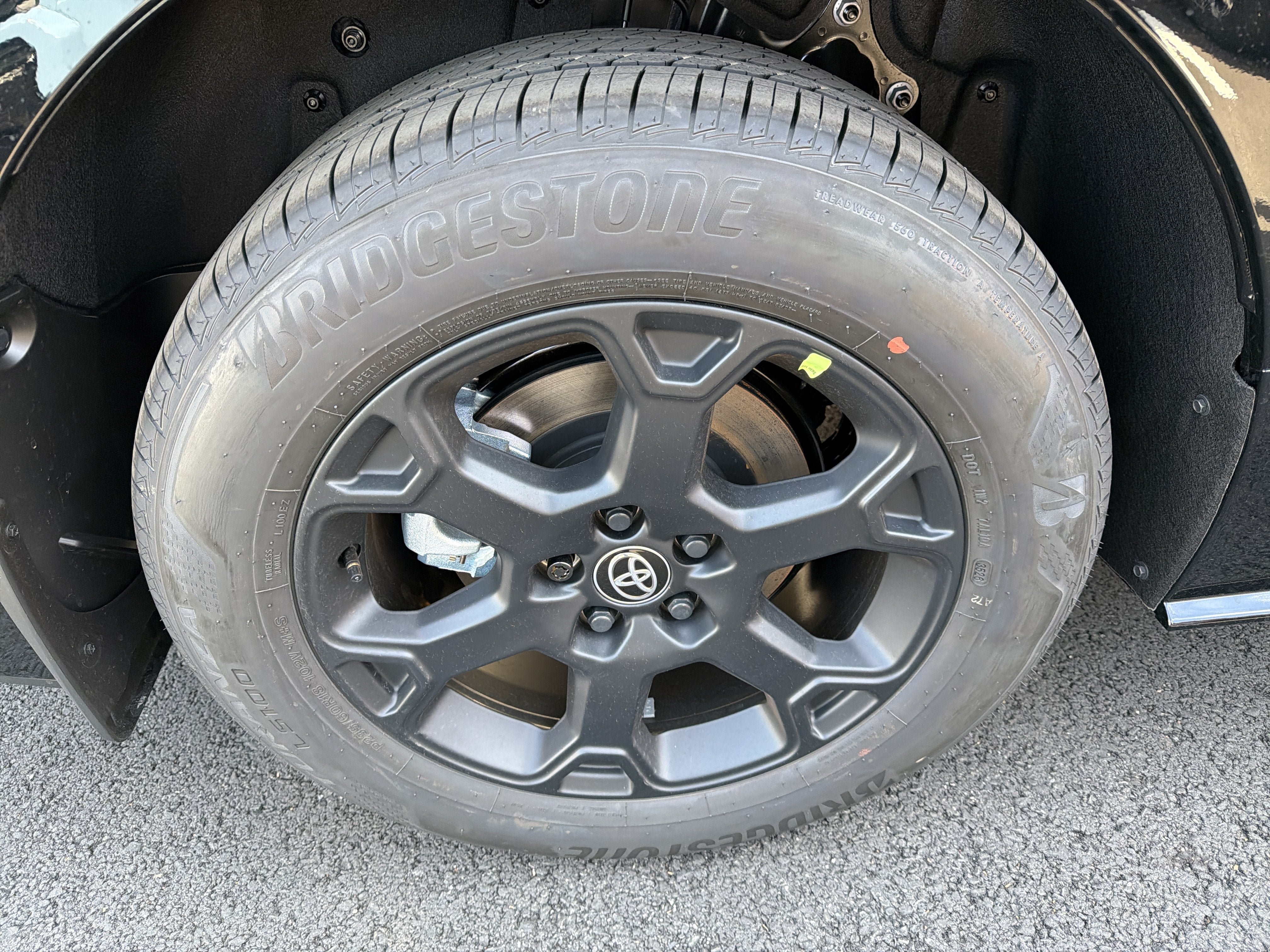 New 2026 Toyota Sienna XLE Woodland Edition AWD/4WD image 7
