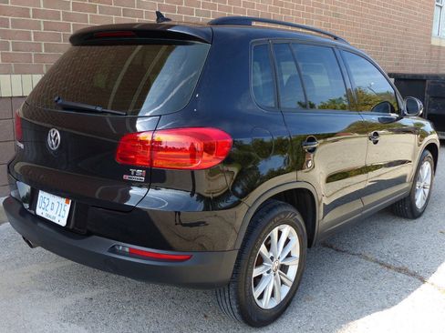 Used 2017 Volkswagen Tiguan S AWD/4WD image 10