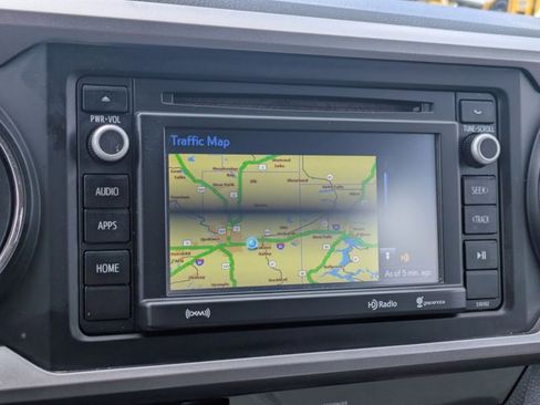 Used 2017 Toyota Tacoma SR5 w/ Tow Package image 17