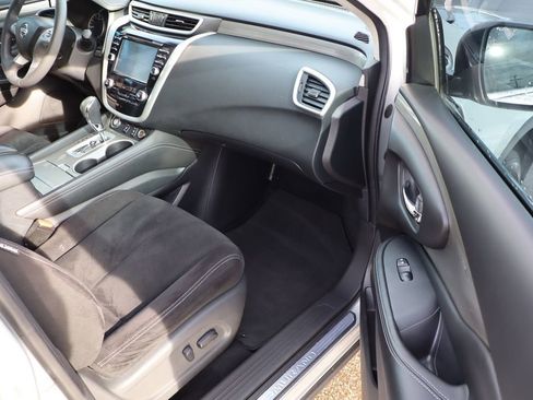 Used 2017 Nissan Murano SV w/ Premium Plus Package image 47