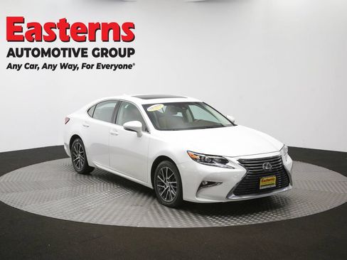 Used 2017 Lexus ES 350 w/ Navigation System Package FWD image 54