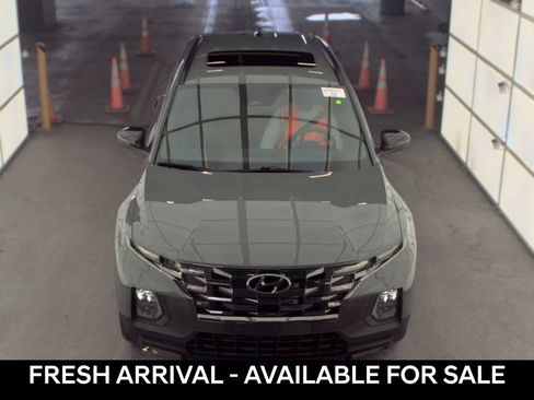 Used 2024 Hyundai Santa Cruz Night AWD/4WD image 2