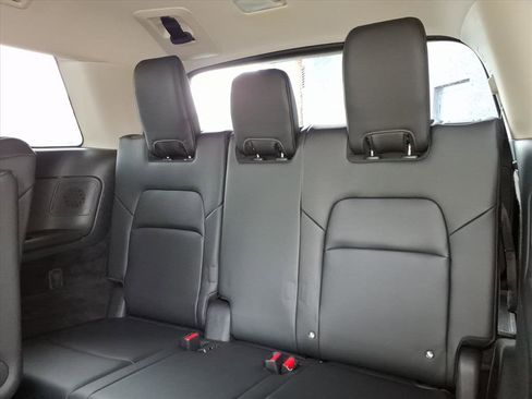 Certified 2025 Nissan Pathfinder Platinum image 21