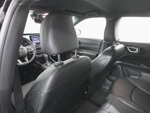 New 2026 Jeep Compass Limited image 23