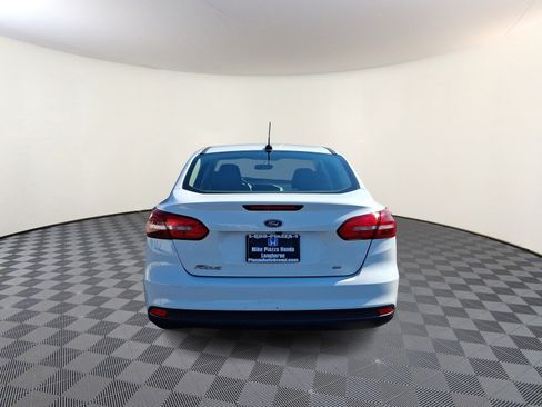 Used 2016 Ford Focus SE FWD image 6