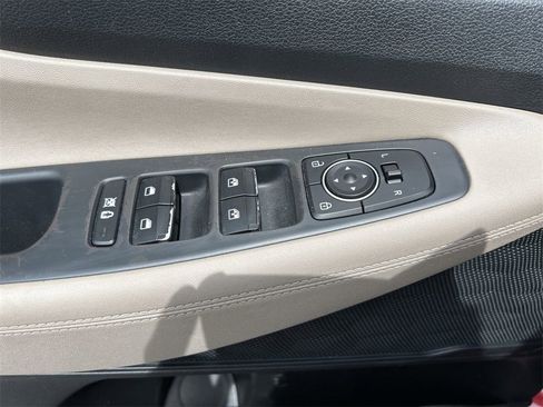 Used 2020 Hyundai Santa Fe SEL w/ Cargo Package image 27