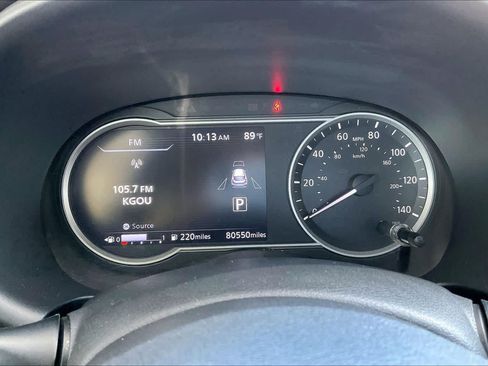 Used 2019 Nissan Kicks SV FWD image 25
